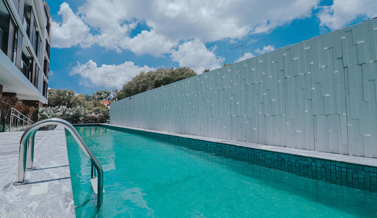 11-piscina